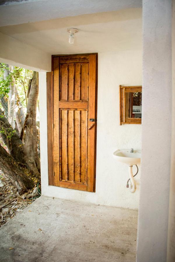 Casa Mexica Bungalows Сиуатанехо Экстерьер фото