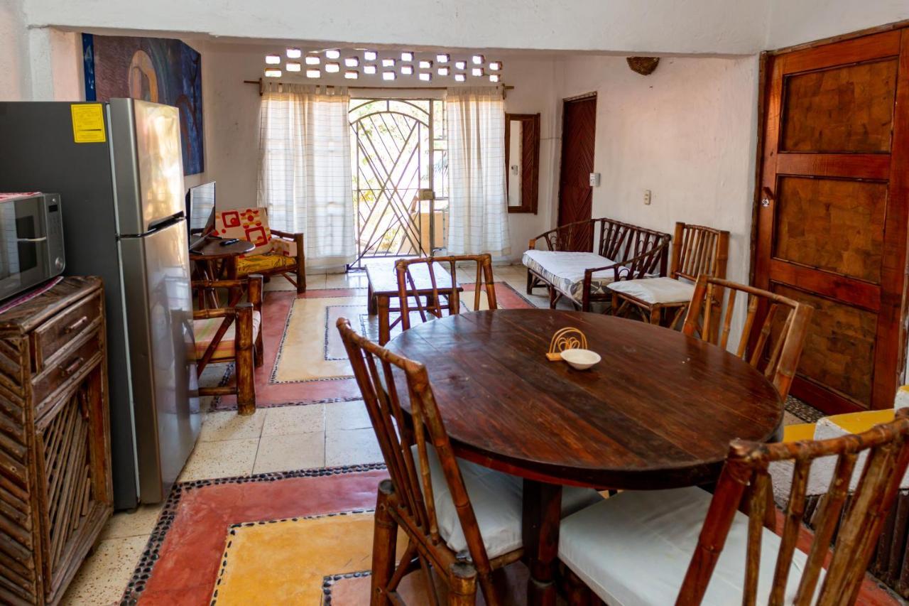 Casa Mexica Bungalows Сиуатанехо Экстерьер фото