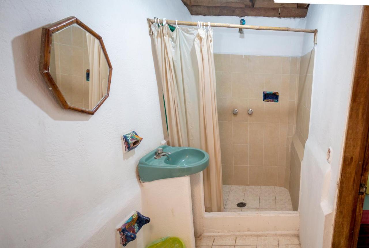 Casa Mexica Bungalows Сиуатанехо Экстерьер фото