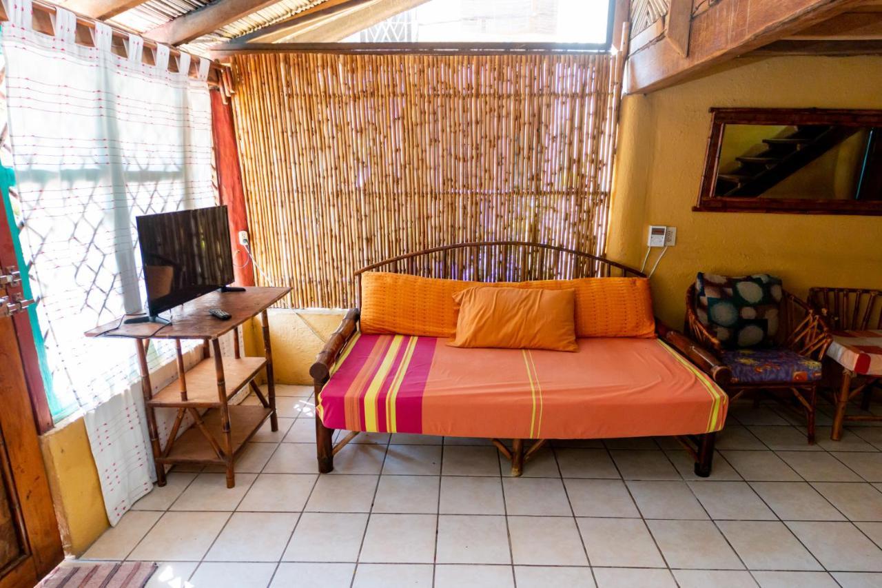 Casa Mexica Bungalows Сиуатанехо Экстерьер фото