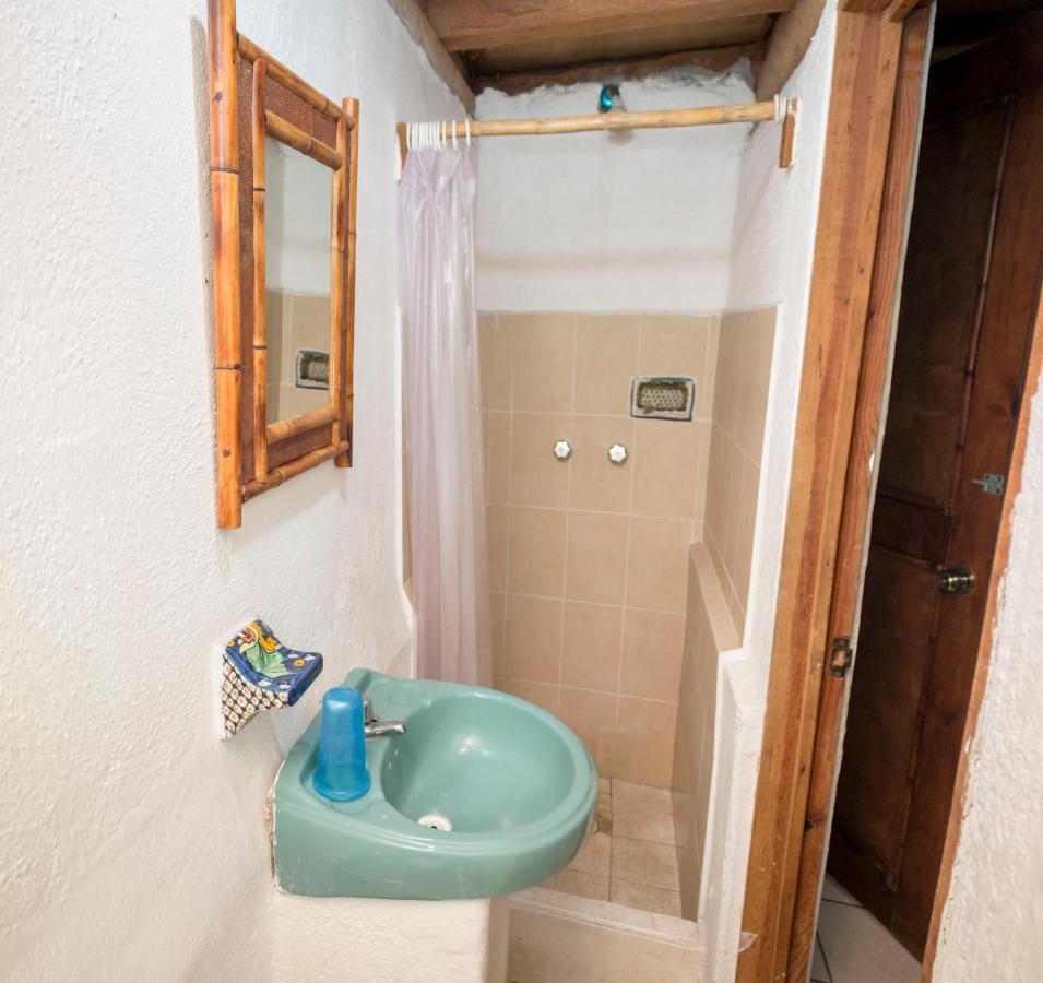 Casa Mexica Bungalows Сиуатанехо Экстерьер фото