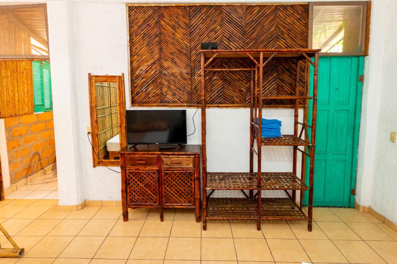 Casa Mexica Bungalows Сиуатанехо Экстерьер фото