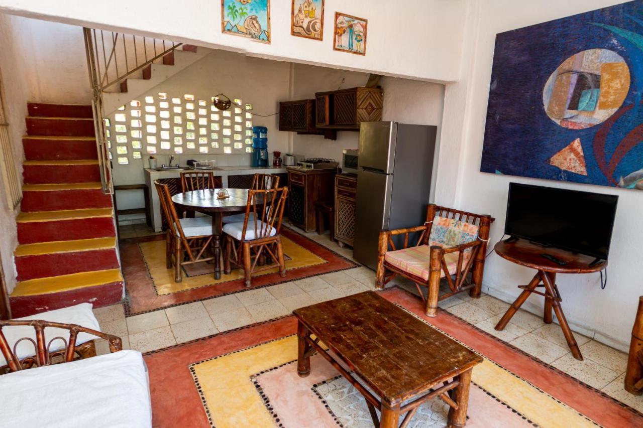 Casa Mexica Bungalows Сиуатанехо Экстерьер фото