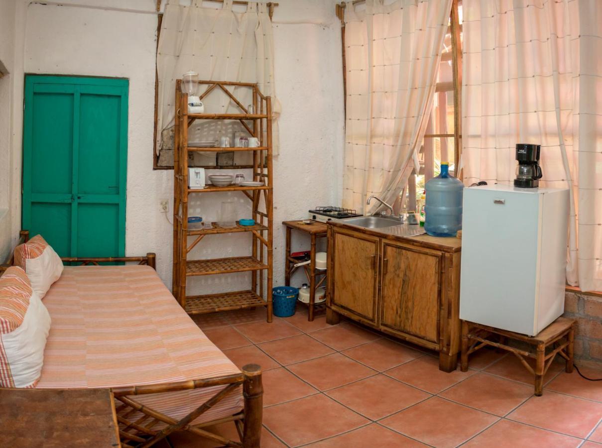 Casa Mexica Bungalows Сиуатанехо Экстерьер фото