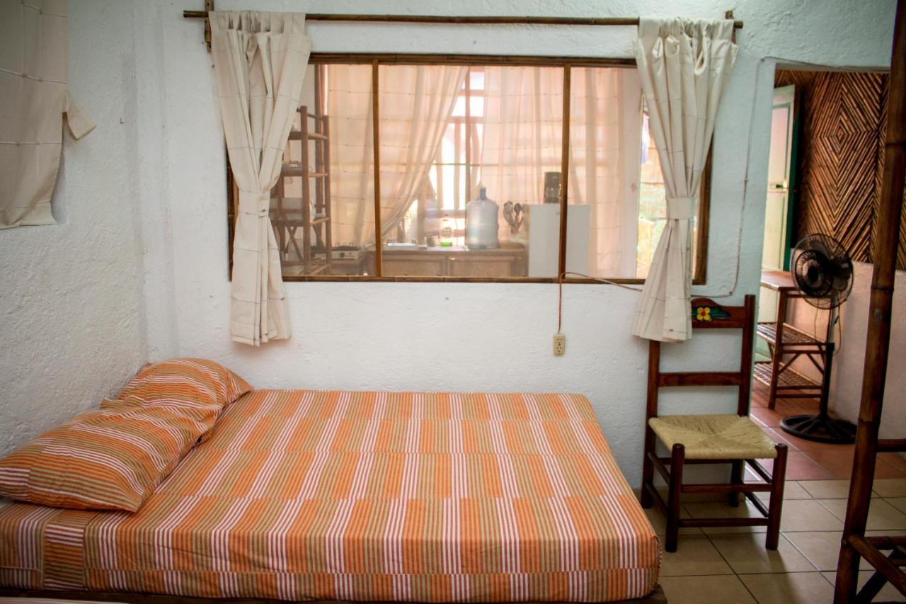 Casa Mexica Bungalows Сиуатанехо Экстерьер фото